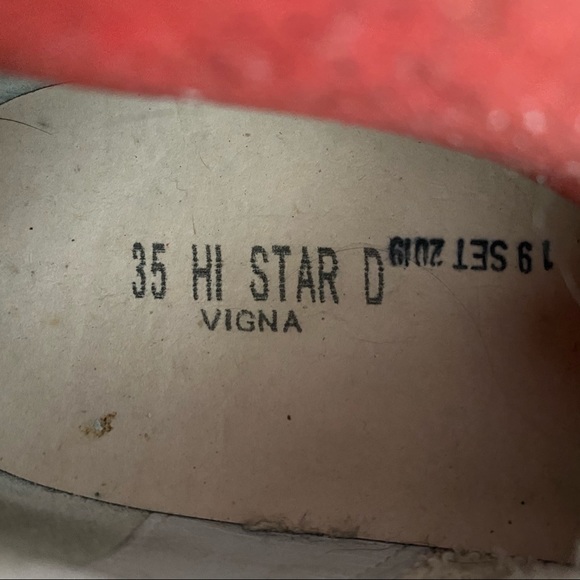 Golden Goose Hi Star Sneakers - Picture 6 of 6